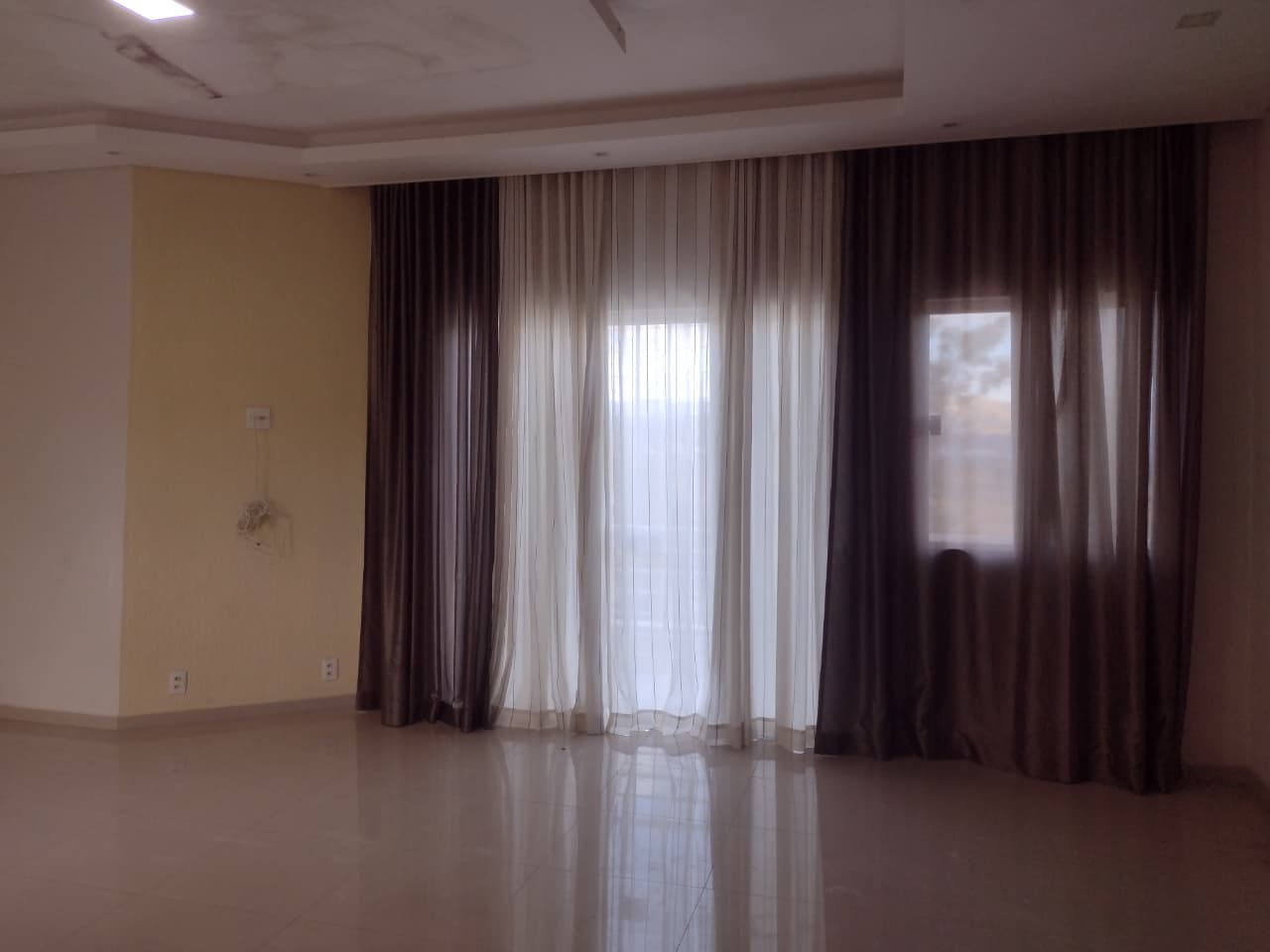 #17 - Sobrado para Locação em Guaratinguetá - SP